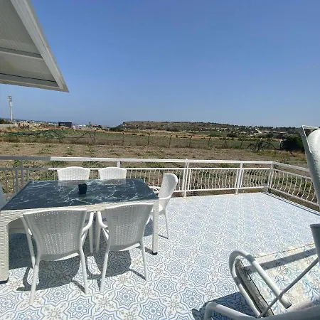 Denize 5 Dakika Ve Doga Evi Lejlighed Çeşme
